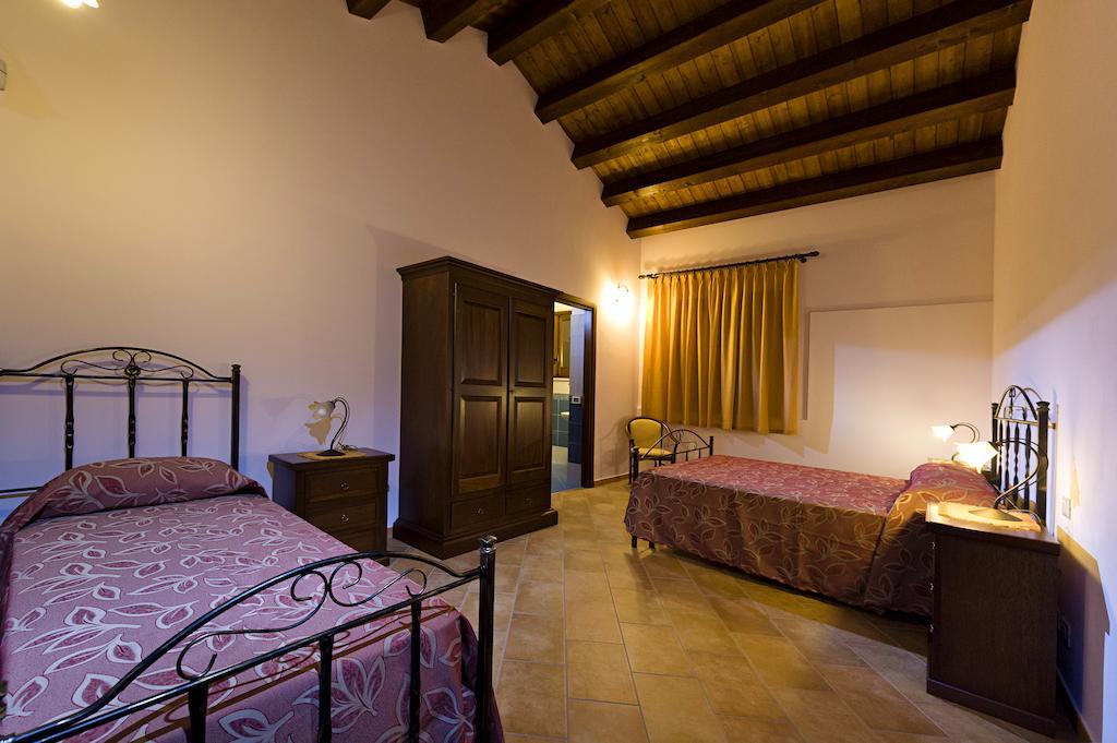 Agriturismo Antichi Granai Calatafimi Zimmer foto